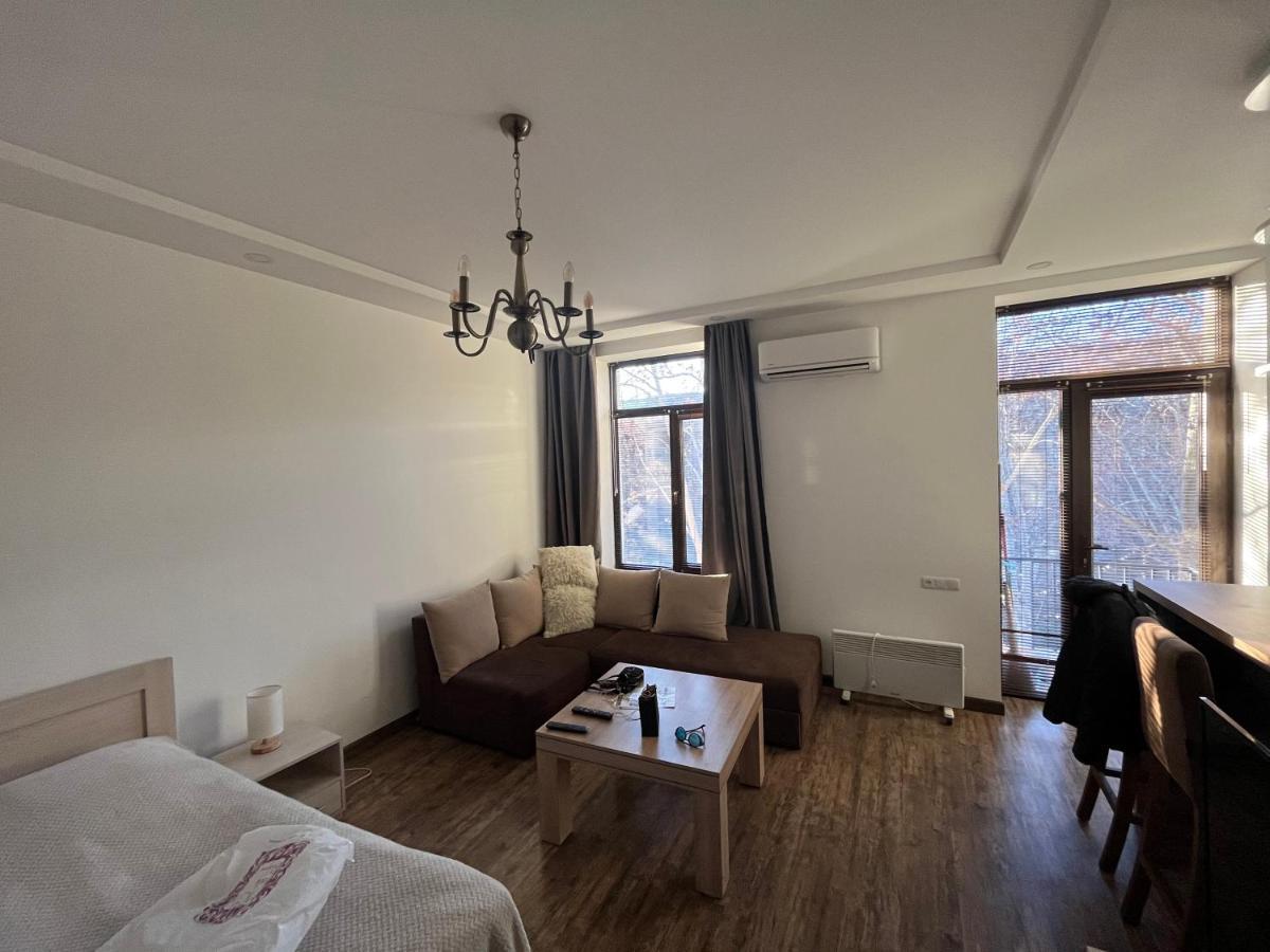 Cascade White Luxury Apartment เยเรวาน ภายนอก รูปภาพ